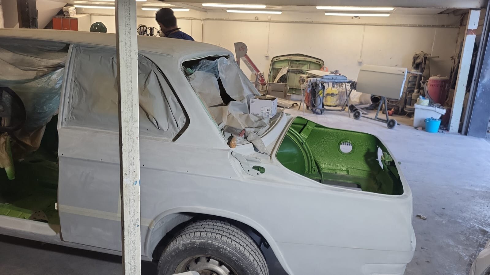 Image of 1975 BMW 2002 miscellaneous