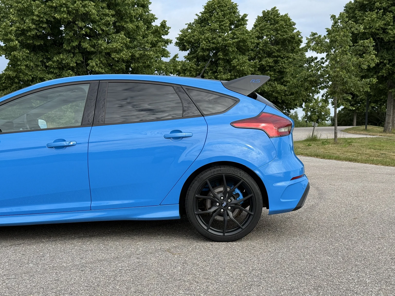 Exterior image of 2018 Ford Focus RS (15)