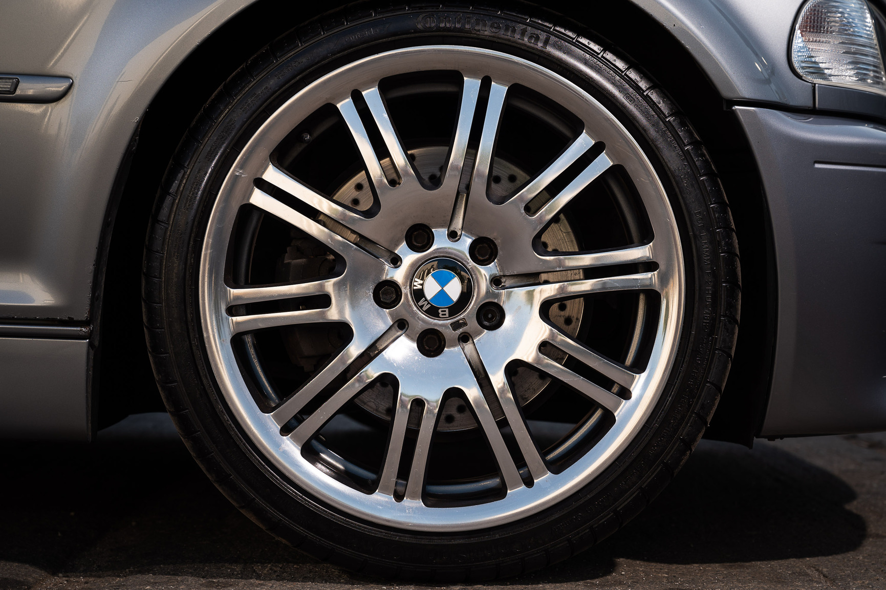 Exterior image of 2005 BMW M3 E46 manuell (67)