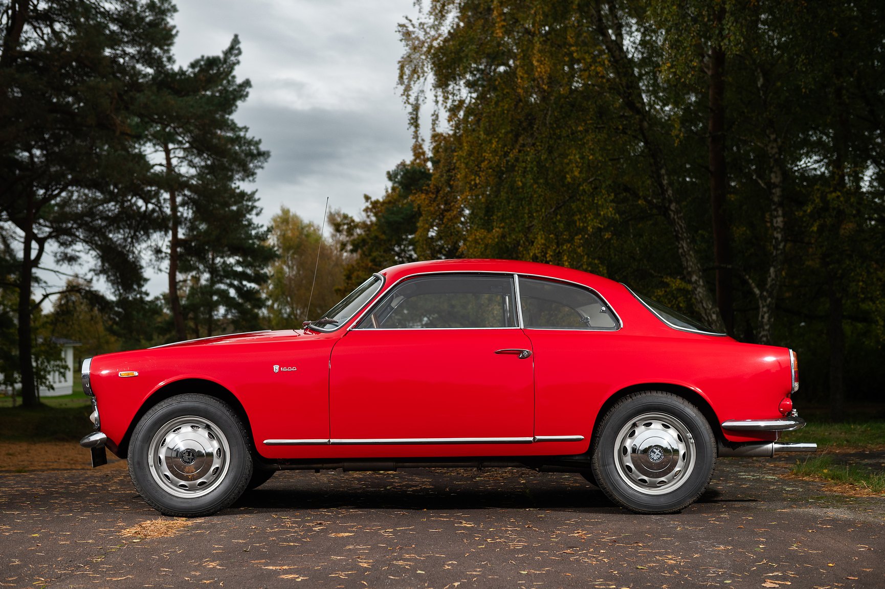 Exterior image of 1962 Alfa Romeo Giulia Sprint 1600