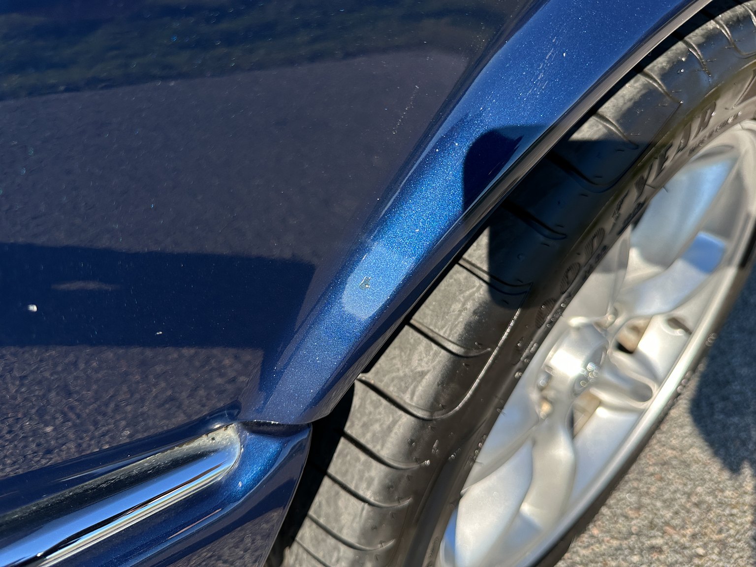 Exterior image of 2001 Jaguar XJR