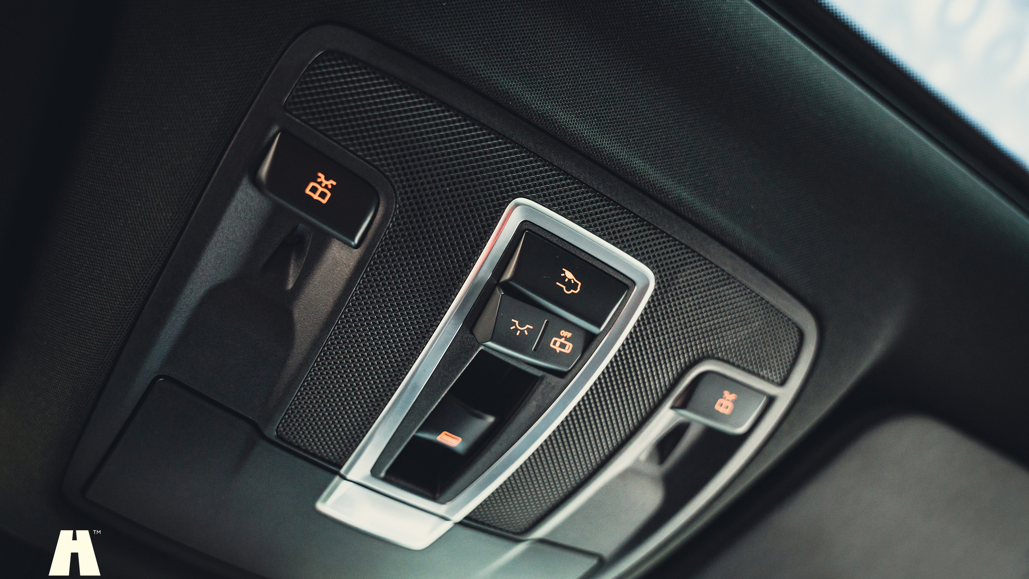 Innenraumfoto von 2017 Mercedes-Benz GLS 63 AMG (51)