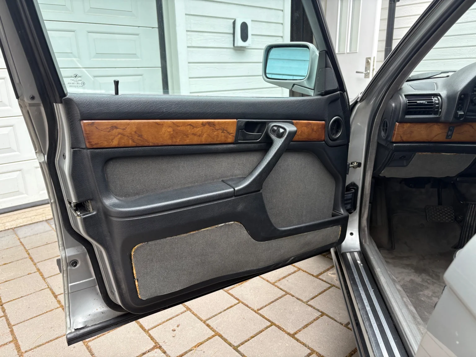 Interiörbild 1988 BMW 730iA (3)