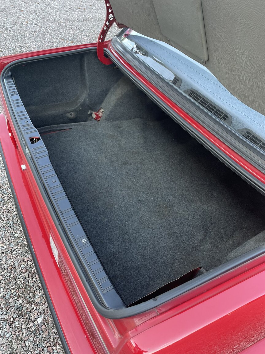 Interiörbild 1987 BMW 320i