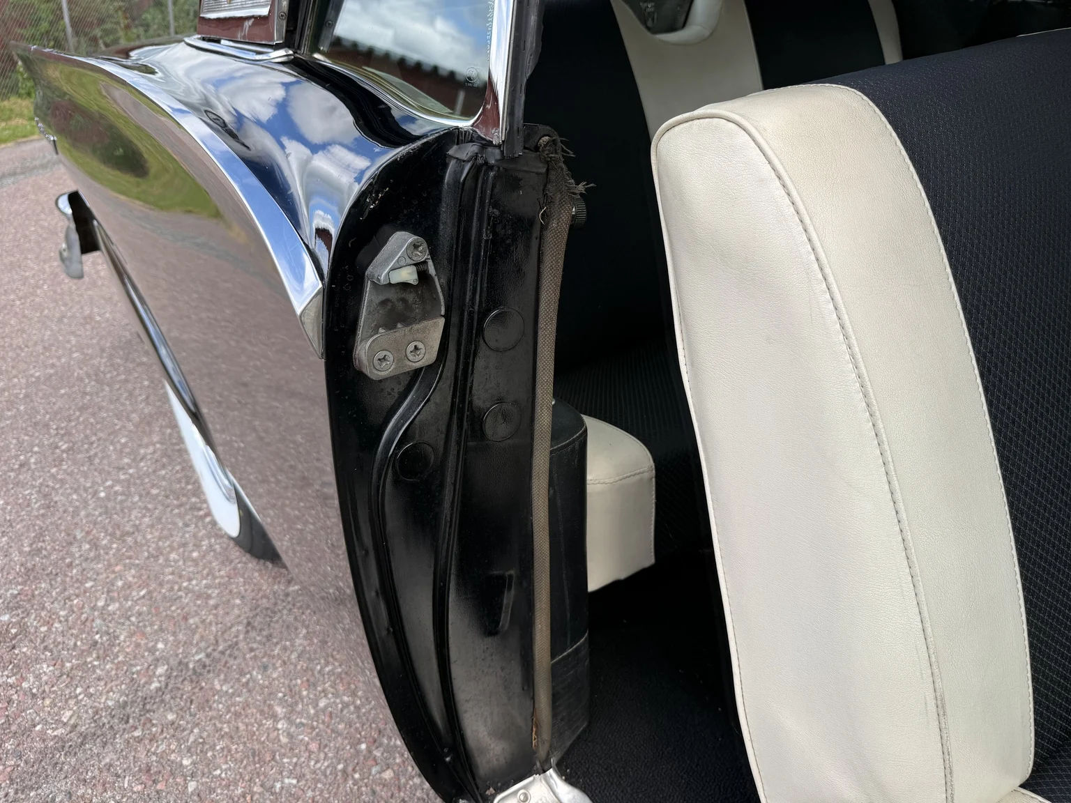 Interiörbild 1957 Ford Fairlane 500 Hardtop Cabriolet (41)