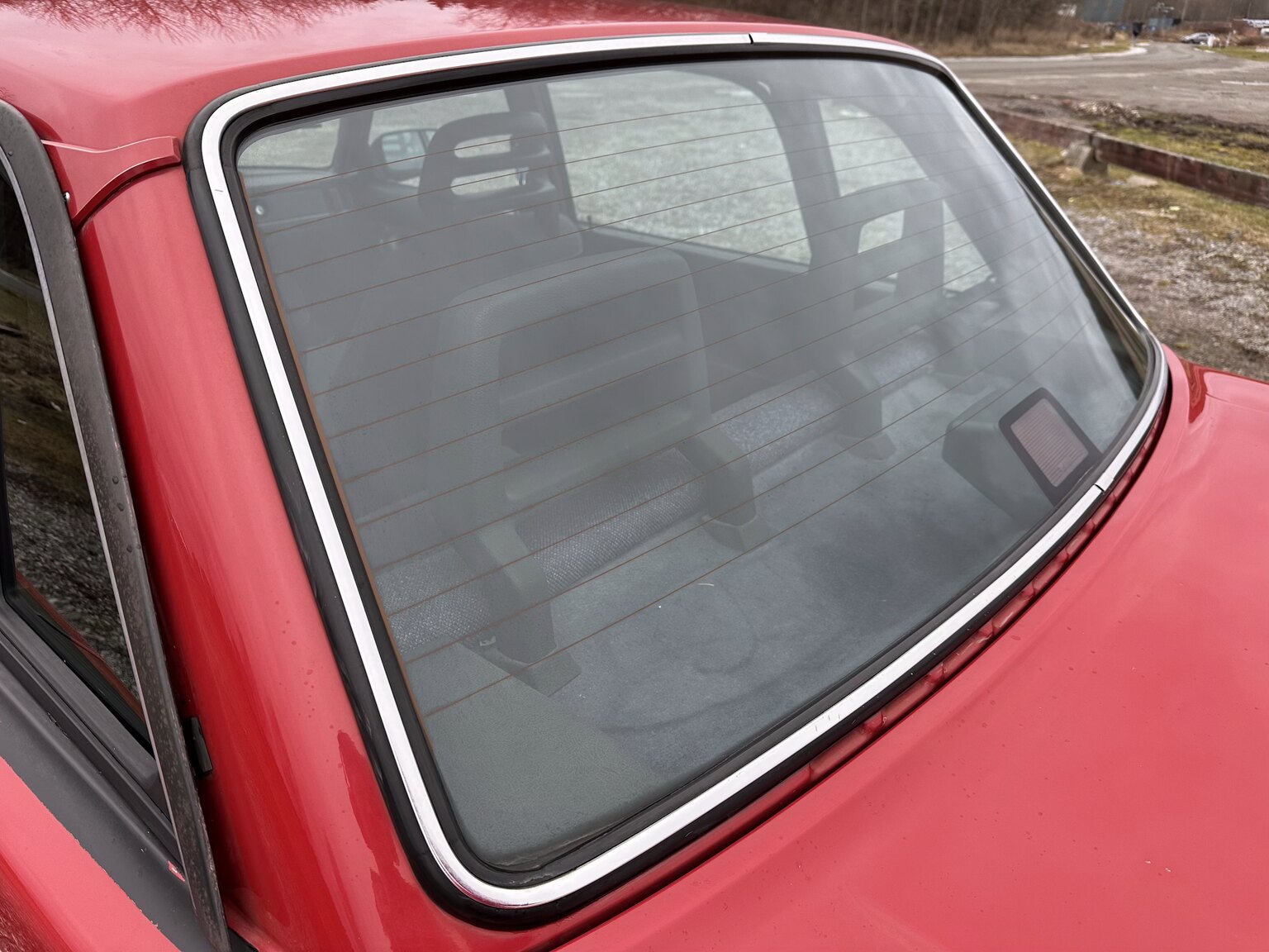 Exteriörbild på 1990 Volvo 240 (52)