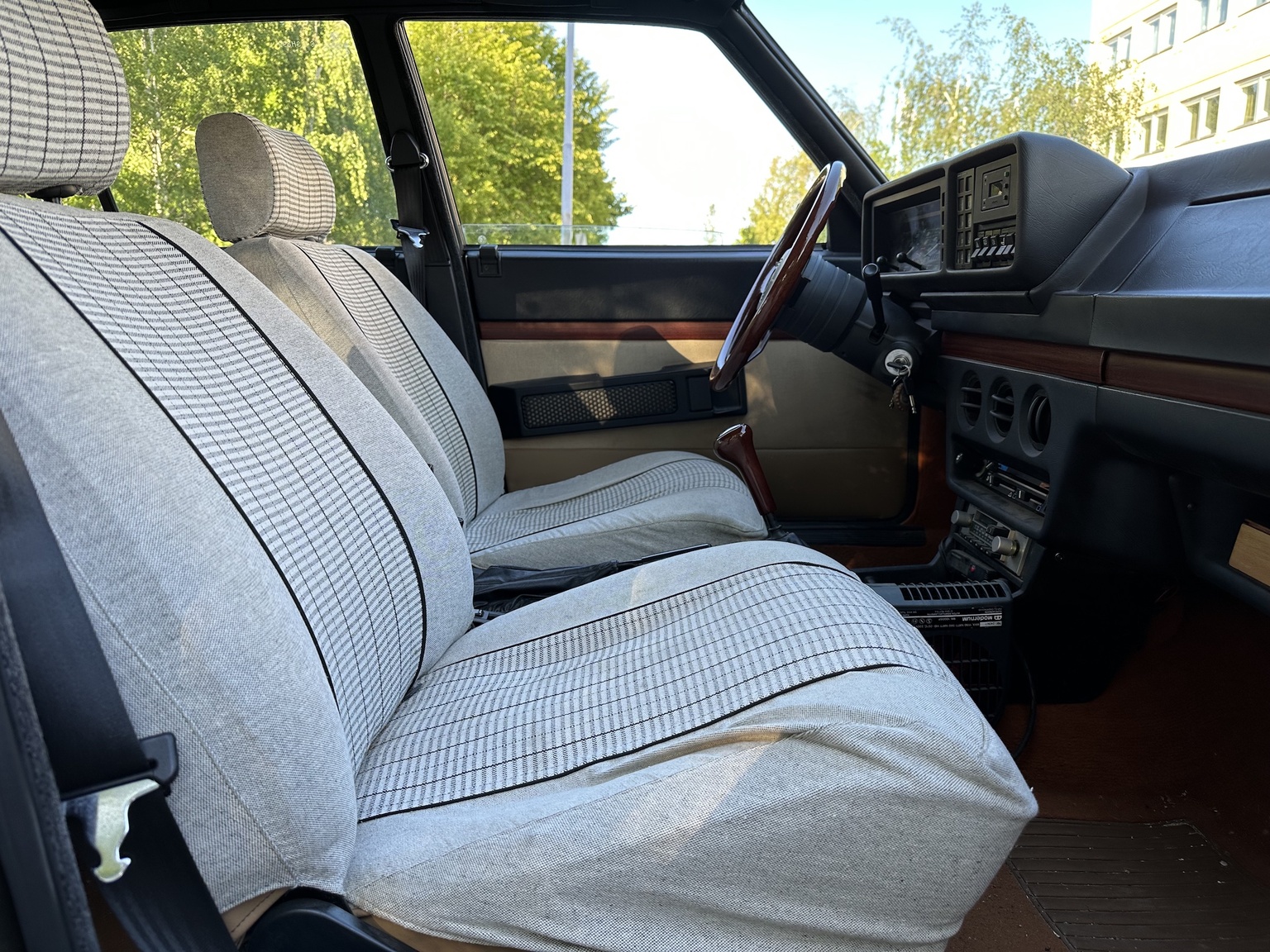 Interiörbild 1984 Alfa Romeo Alfetta 2000