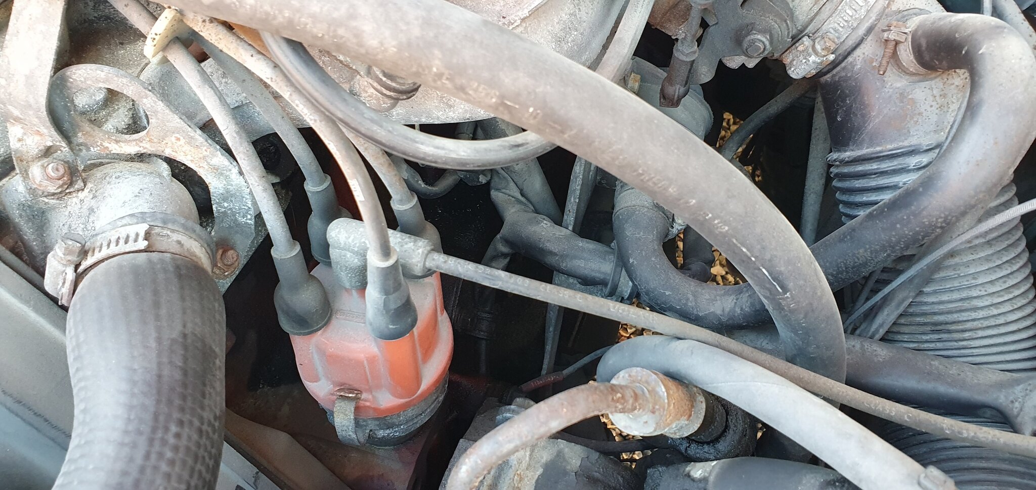 Image of 1990 Volvo 245 GL mechanics
