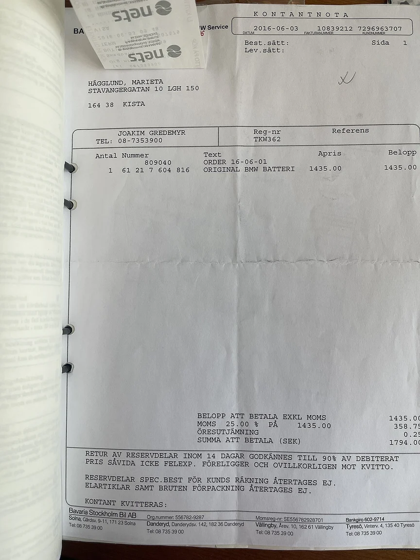 Documentation for 2002 BMW 520i (9)