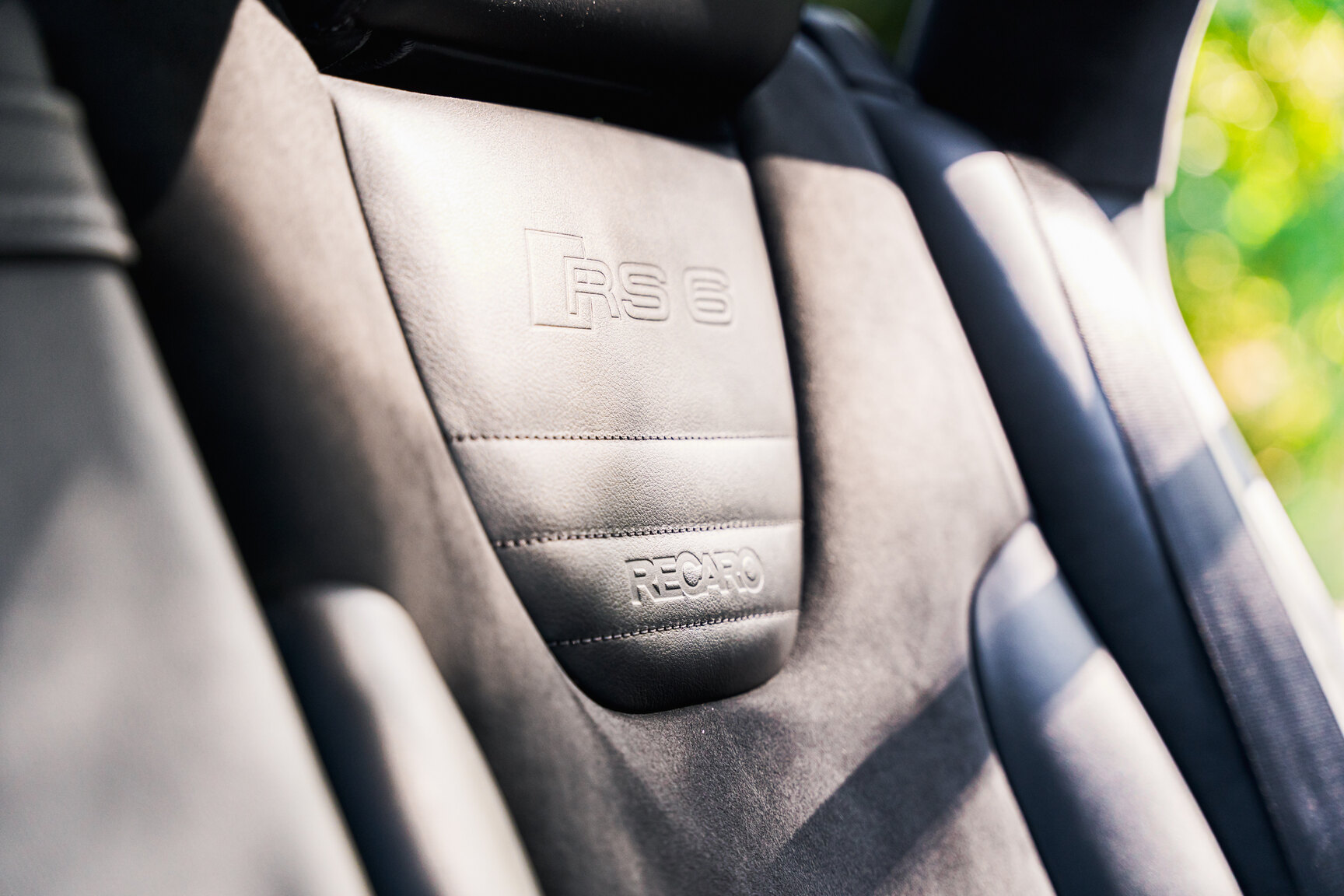 Interior image of 2003  Audi RS6 C5