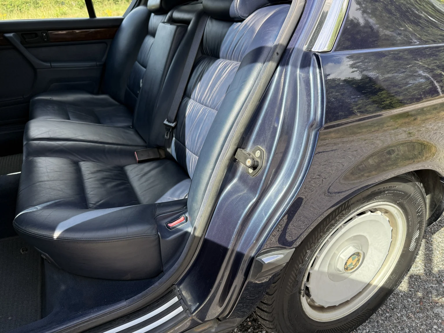 Innenraumfoto von 1990 BMW 750i (59)