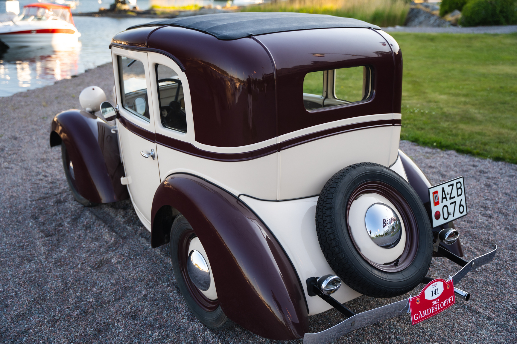 Exteriörbild på 1938 American Bantam Model 30 Coupé