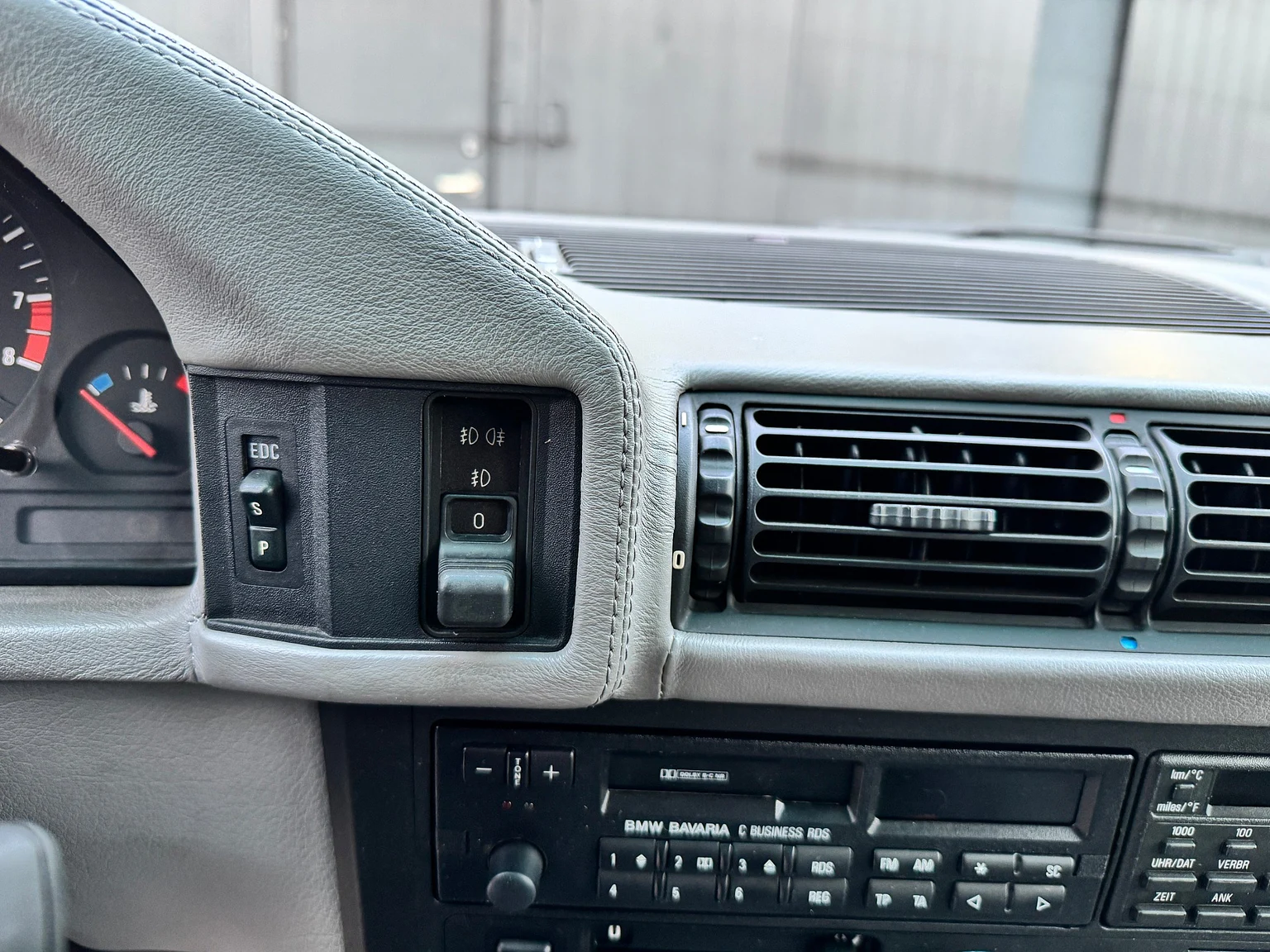 Innenraumfoto von 1993 BMW E34 M5 Touring  (11)