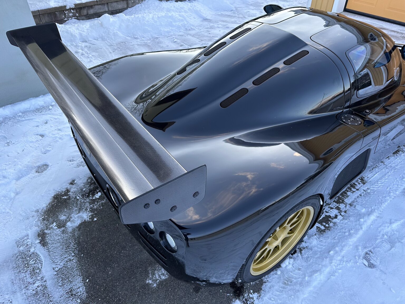 Exterior image of 2021 Ultima Evolution LS3