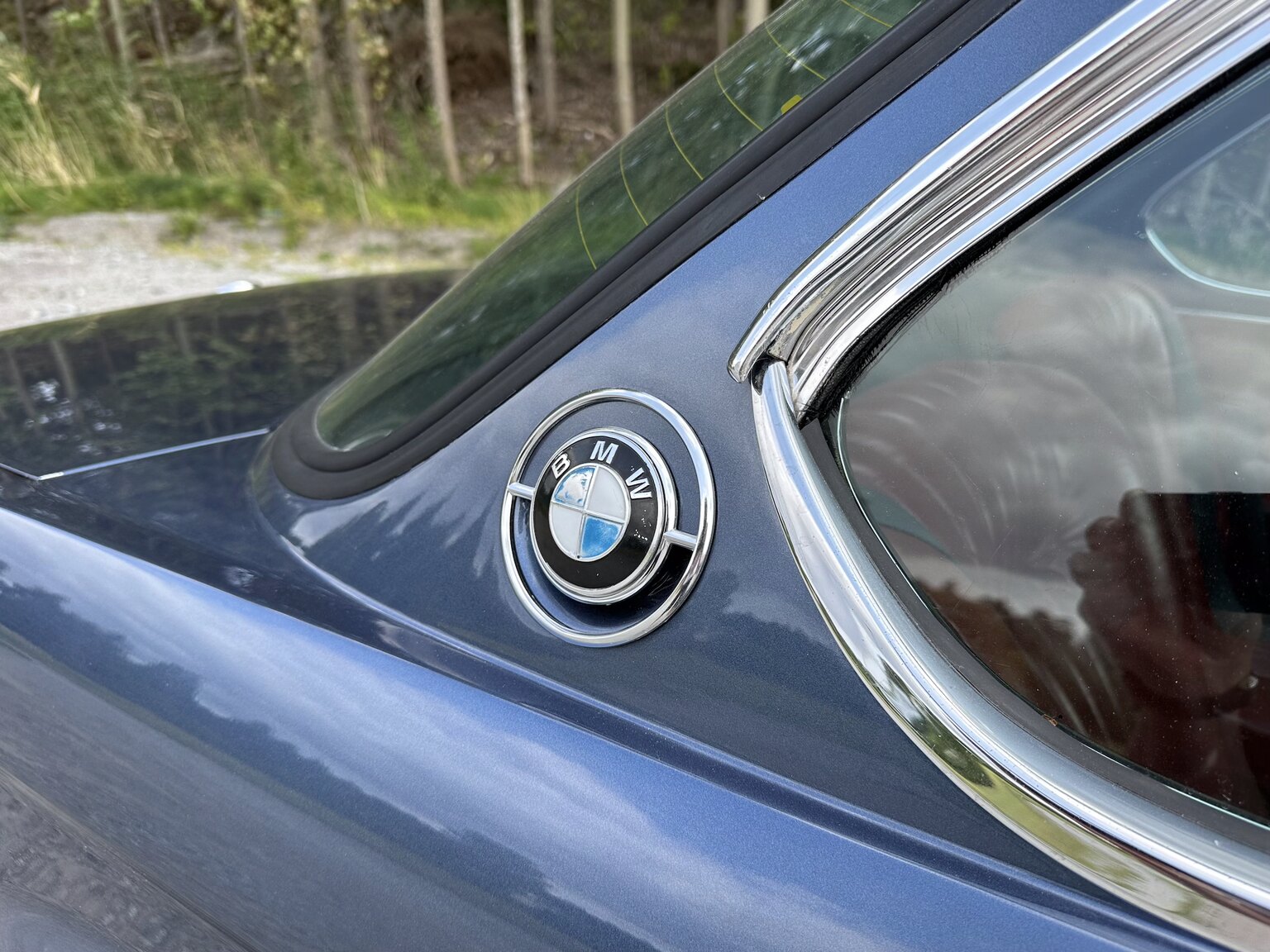 Exterior image of 1972 BMW 3,0 CSi 