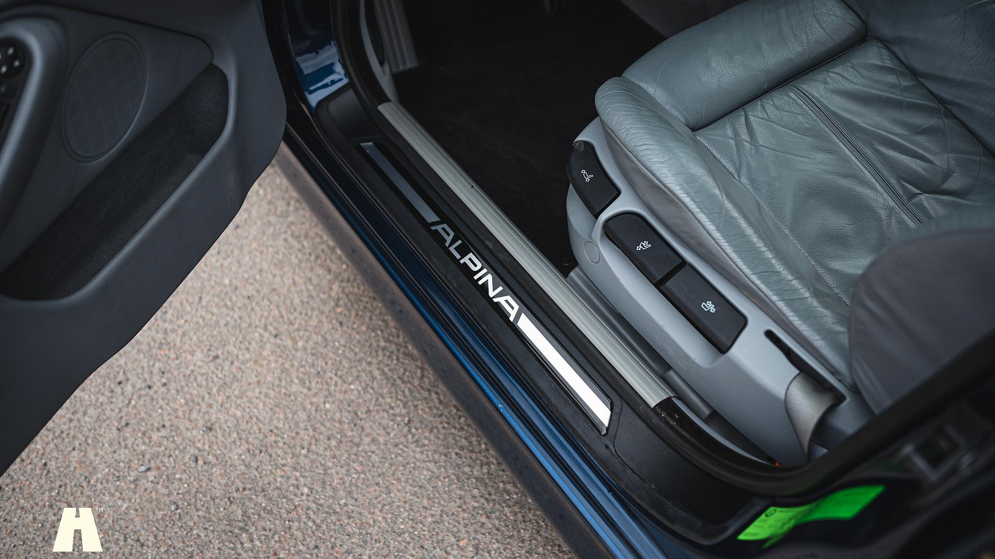 Interior image of 1998 Alpina B10 V8