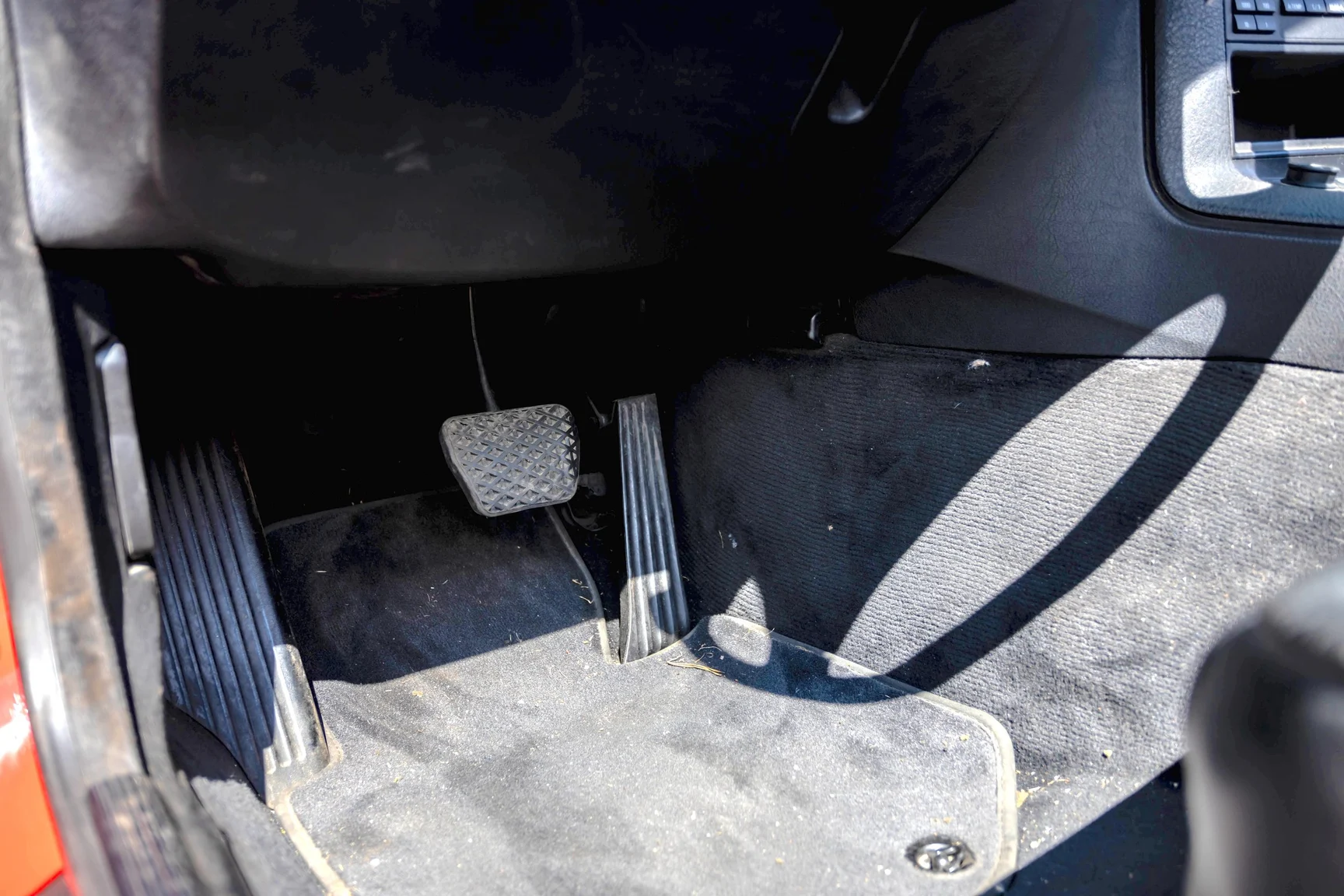 Innenraumfoto von 1994 BMW 325i Convertible (4)