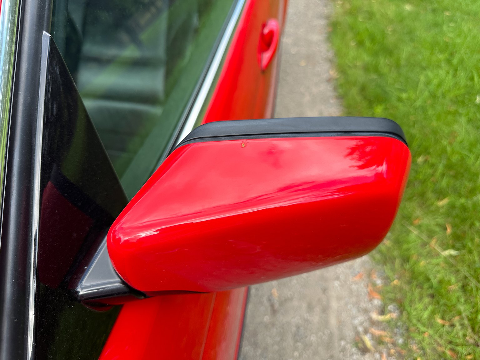 Exterior image of 2001 BMW 330Xi