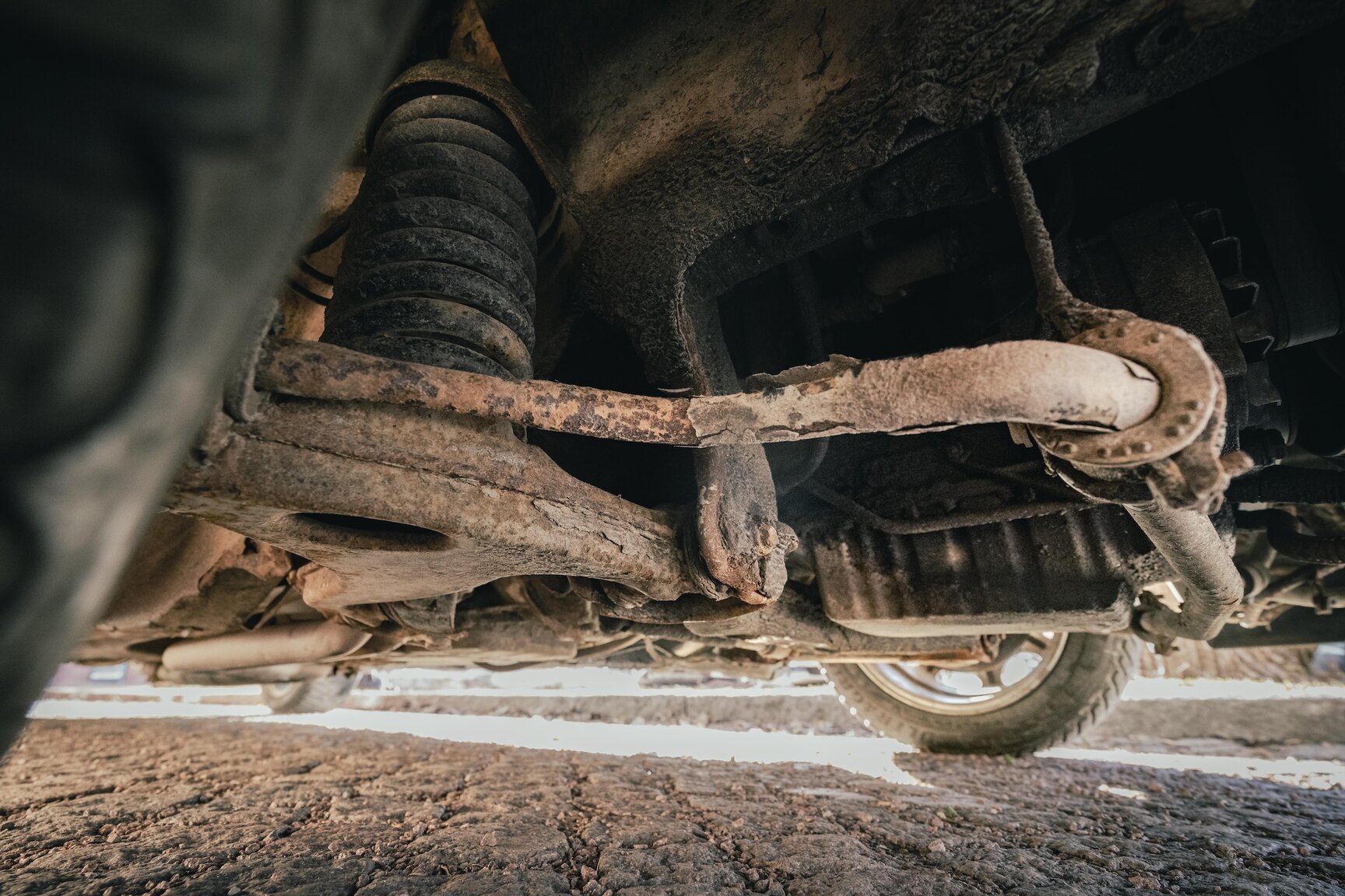 Image of 1991 Mercedes-Benz 300E-24 mechanics (22)