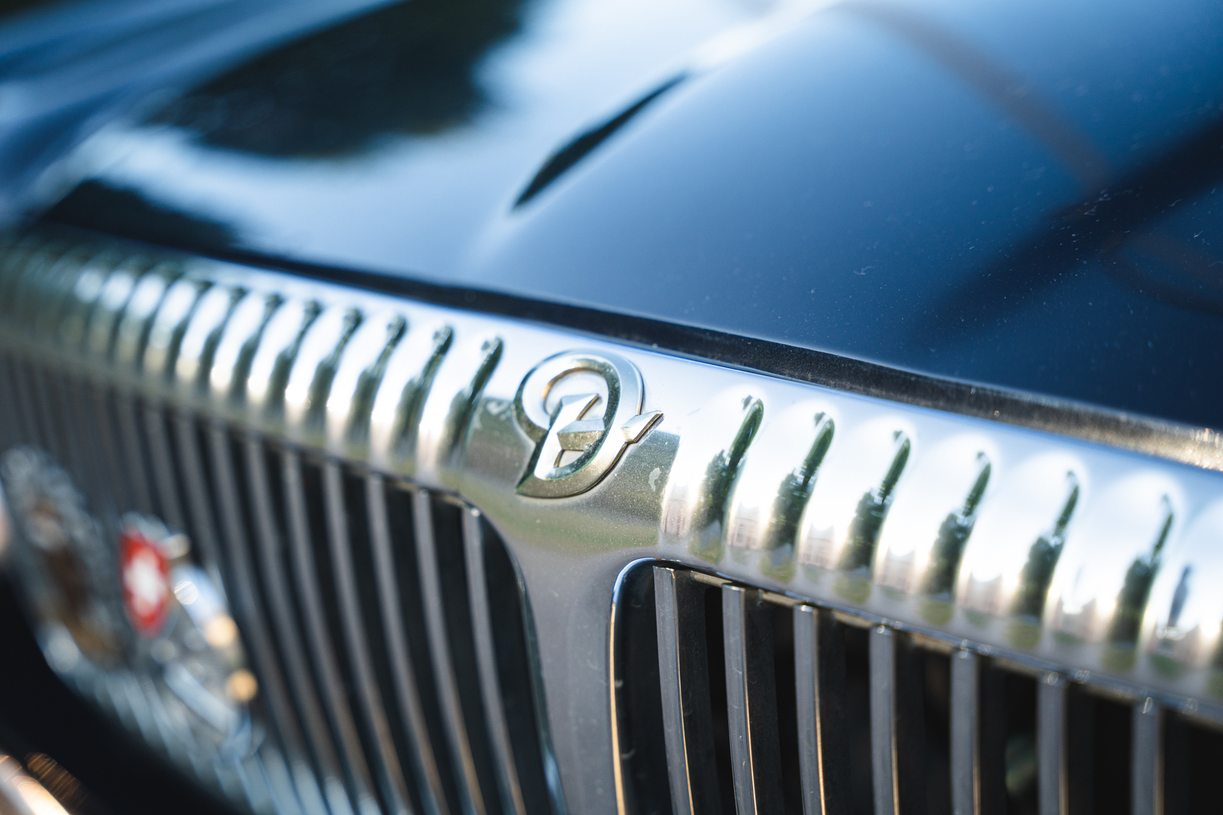 Exterior image of 1995 Jaguar XJ Double SIX