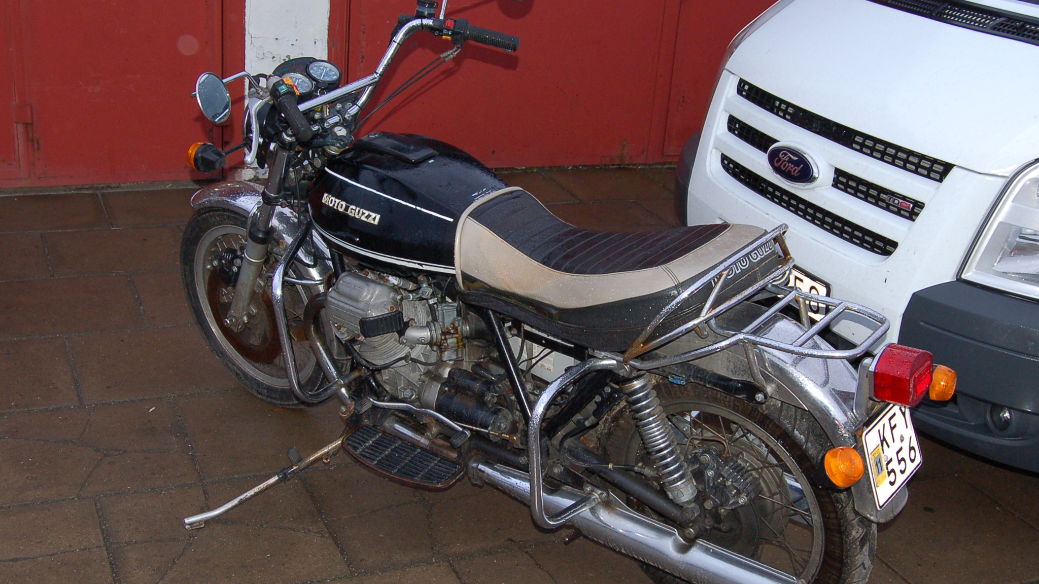 Exterior image of 1978 Moto Guzzi 850 T3 California (101)