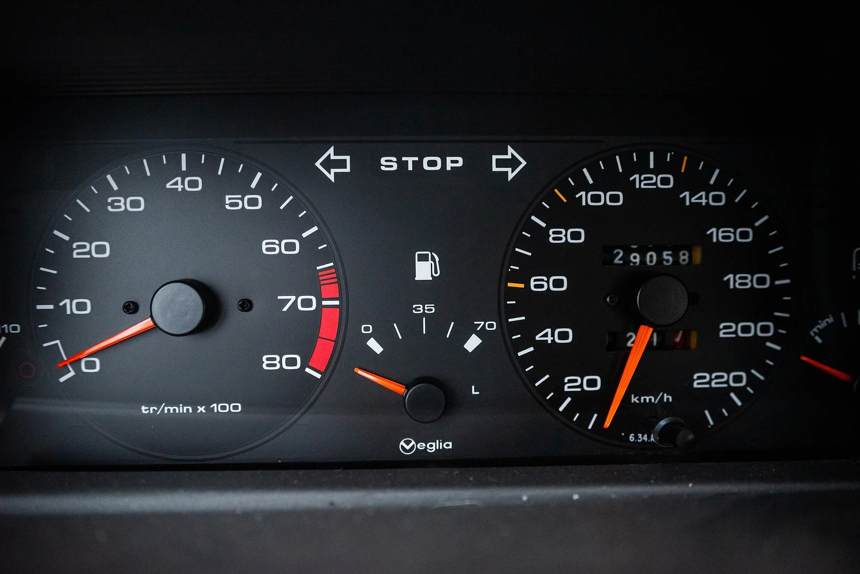 Interior image of 1991 Peugeot 405 Break SRI (39)
