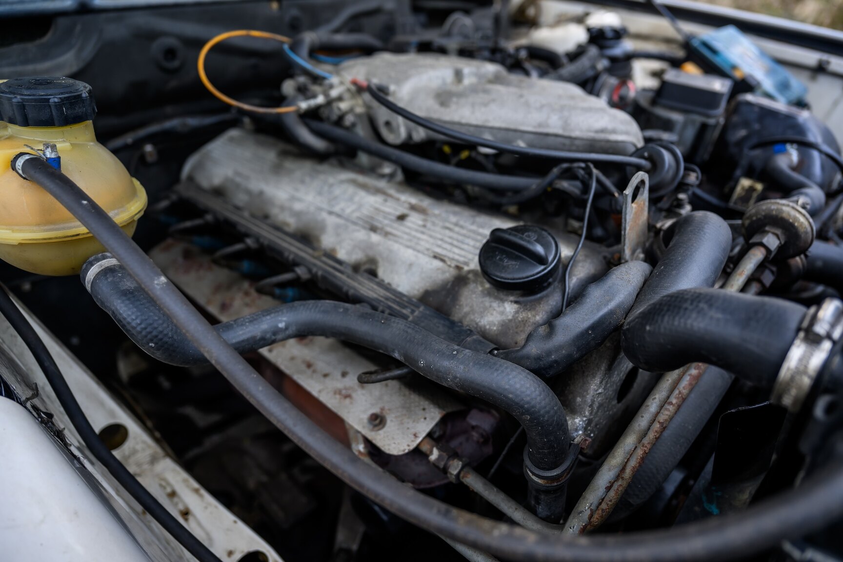 Image of 1986 BMW 520i mechanics