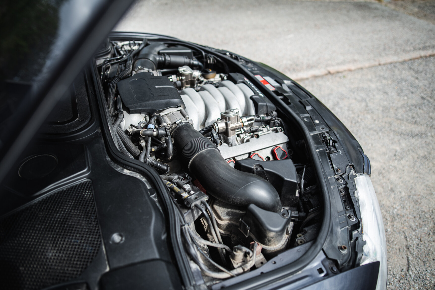 Image of 2009 Audi S8 5.2 V10 FSI Quattro mechanics