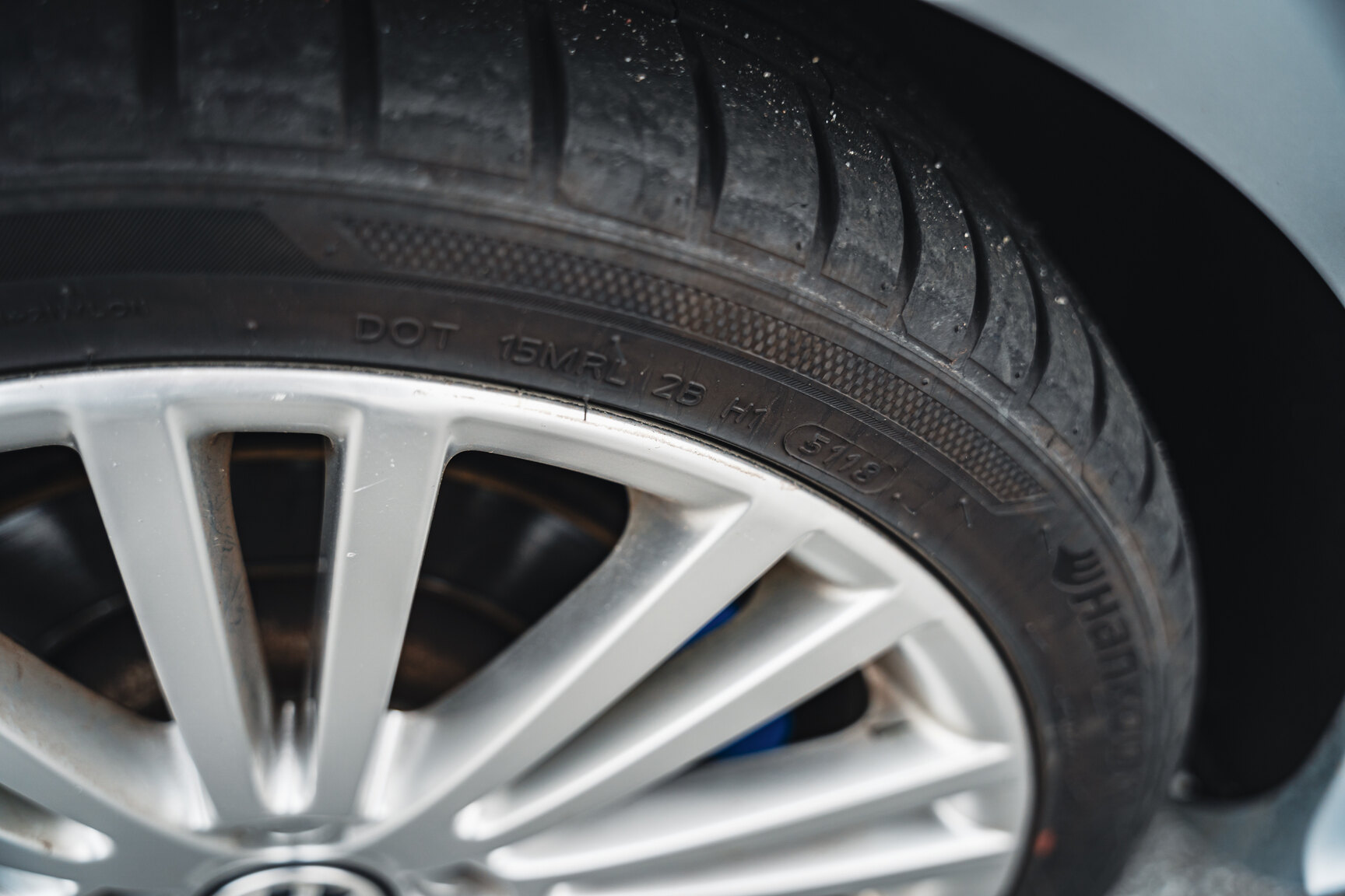 Exterior image of 2007 Volkswagen Golf R32 (63)