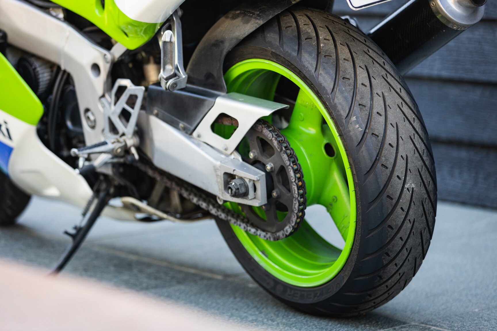 Exteriörbild på 1992 Kawasaki ZX 750 J