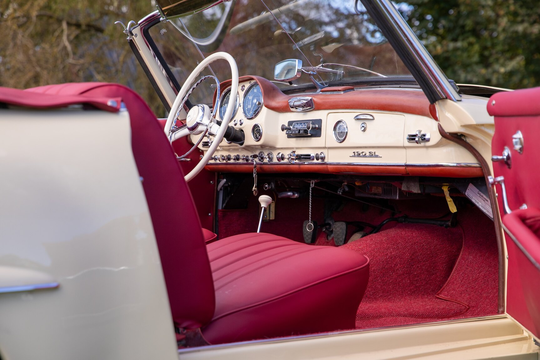 Innenraumfoto von 1958 Mercedes-Benz 190SL