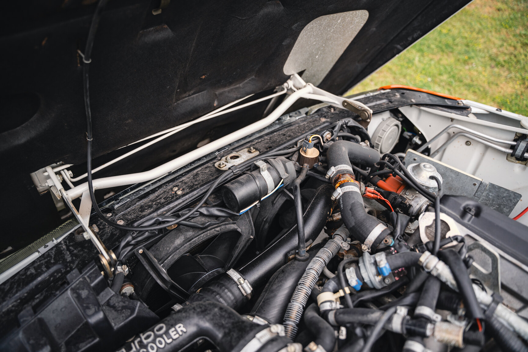 Image of 1987 Saab 900 Turbo Convertible mechanics