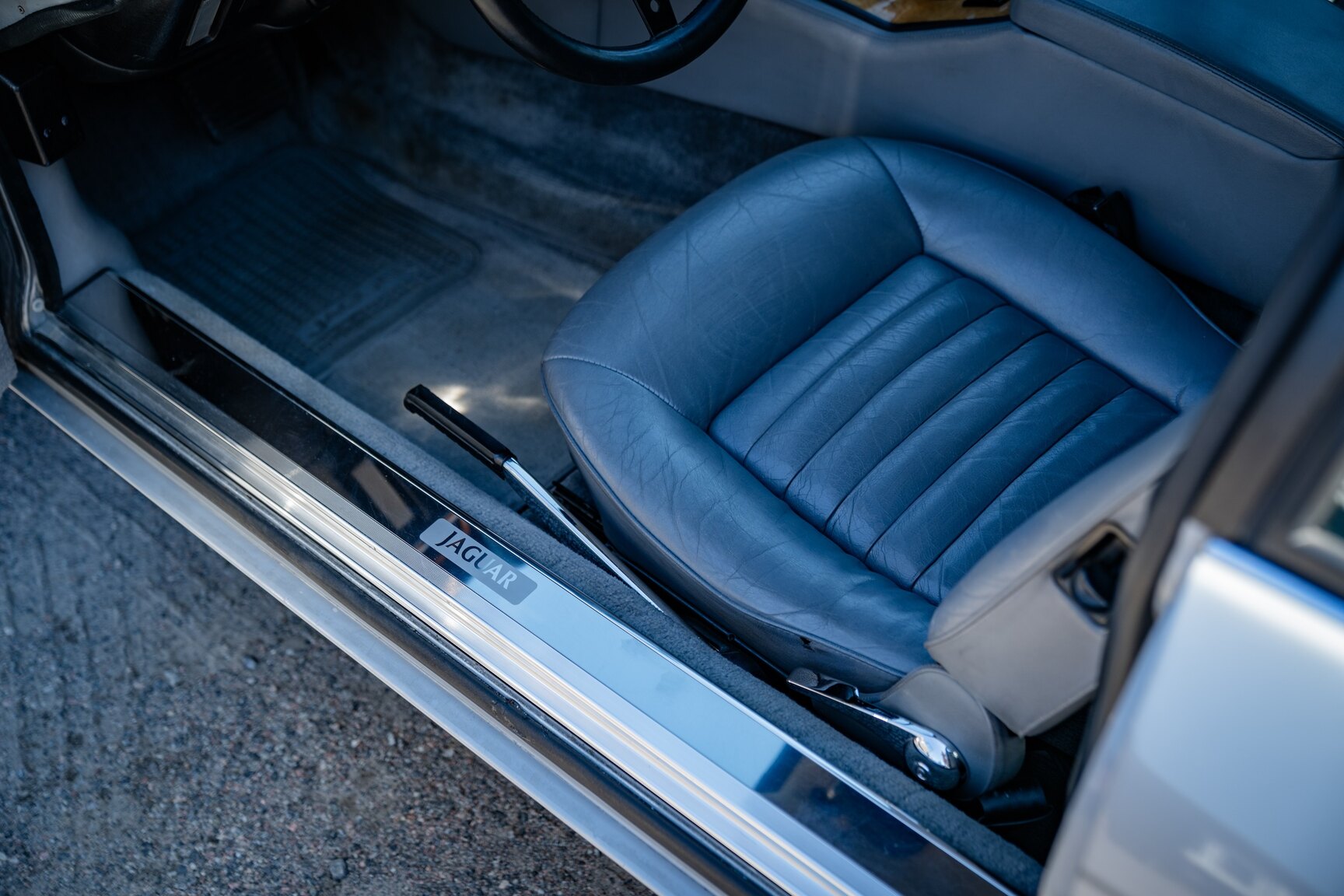 Interior image of 1985 Jaguar XJ-S HE