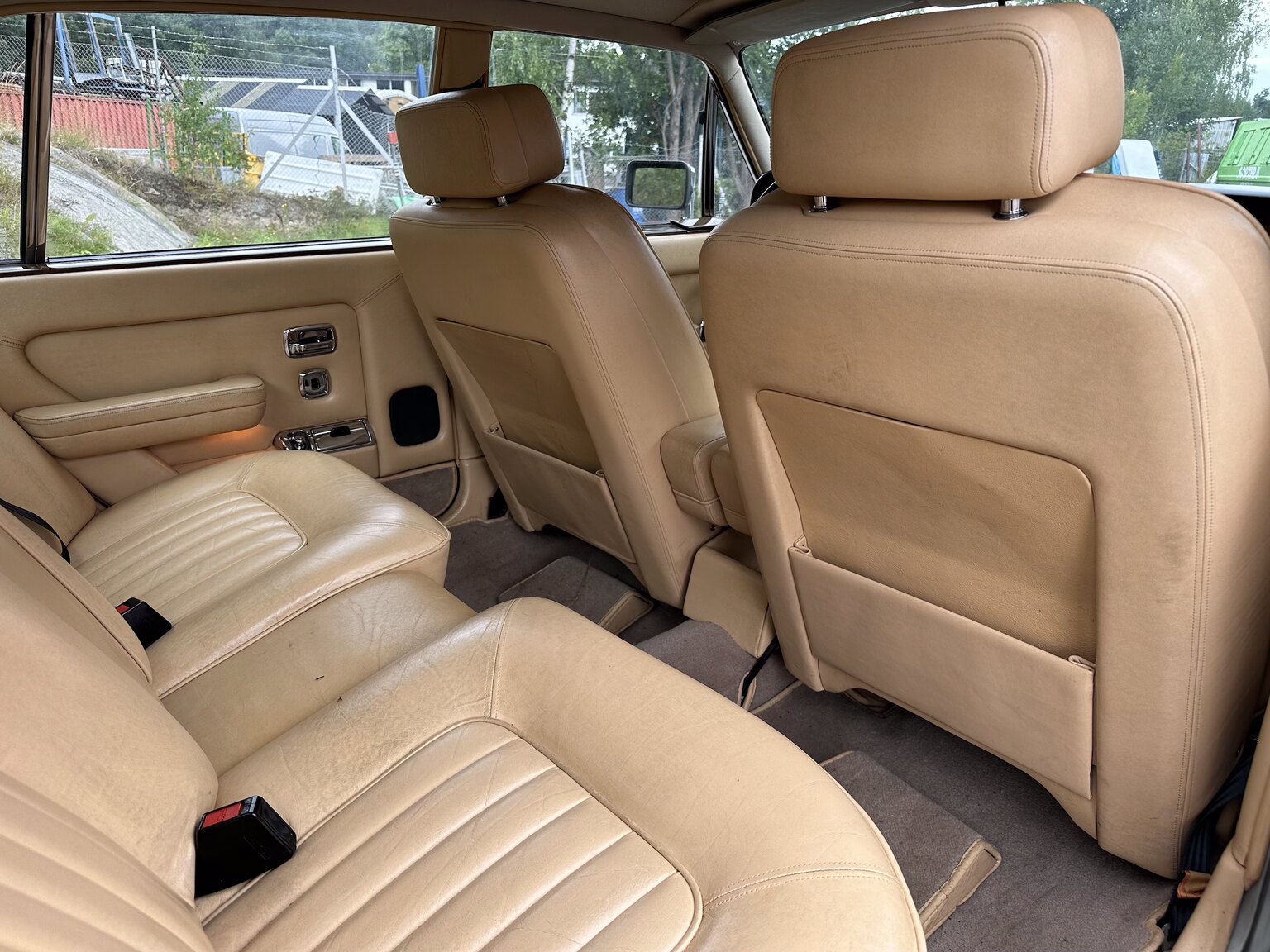 Interior image of 1982  Rolls Royce Silver Spirit