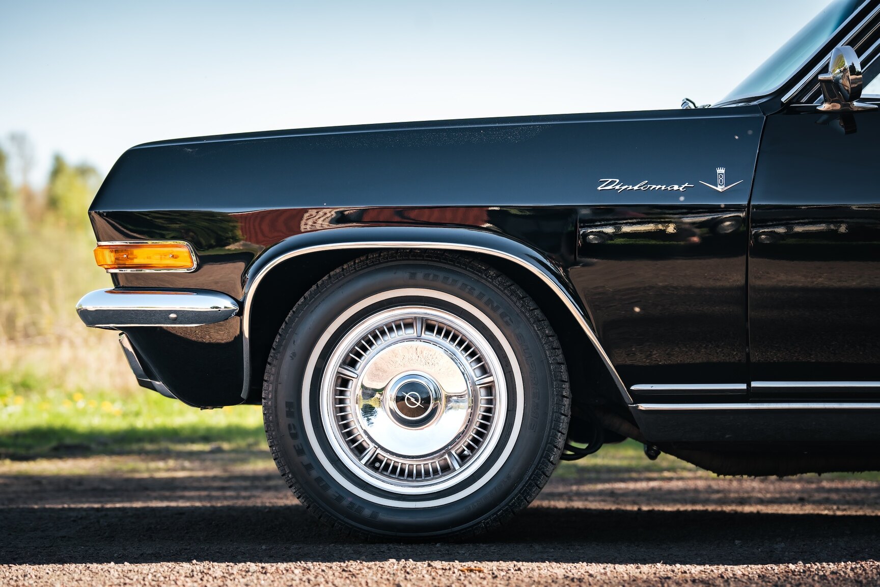 Exteriörbild på 1966 Opel Diplomat Coupé 5.4