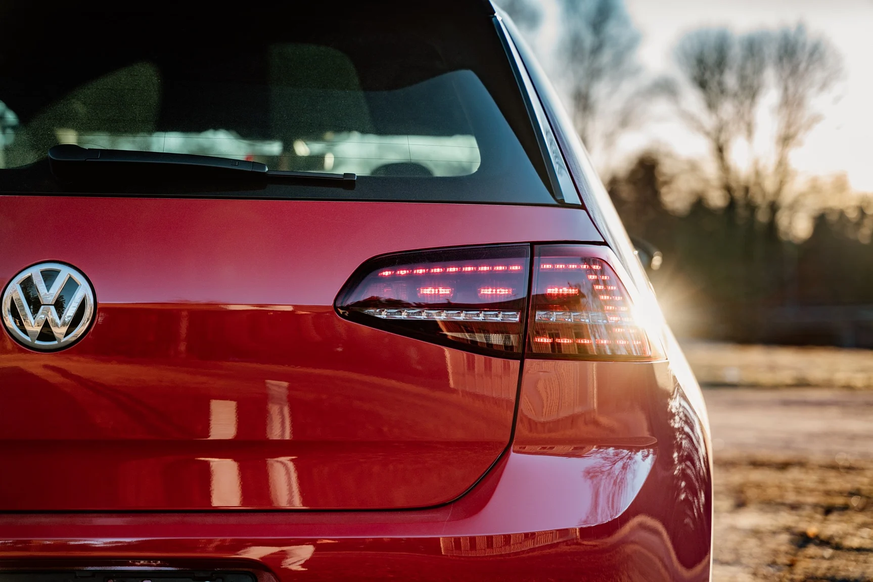 Exterior image of 2016 Volkswagen Golf GTi Clubsport S - no. 291/400 (23)