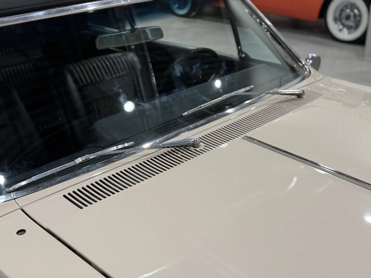 Exteriörbild på 1964 Oldsmobile Cutlass Convertible (54)