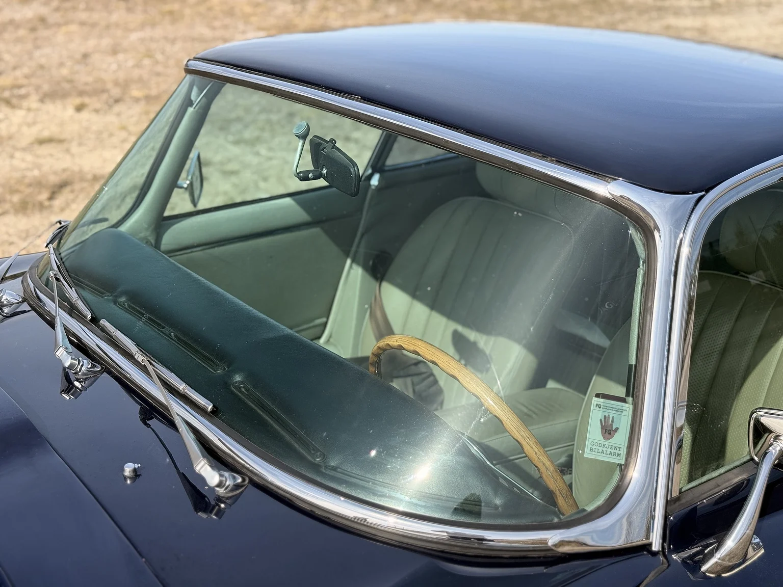 Aussenfoto 1969 Jaguar E-Type 4.2 Coupe (50)