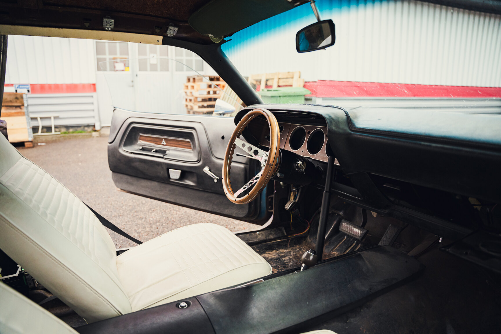 Interiörbild 1970 Dodge Challenger - Ett sista race