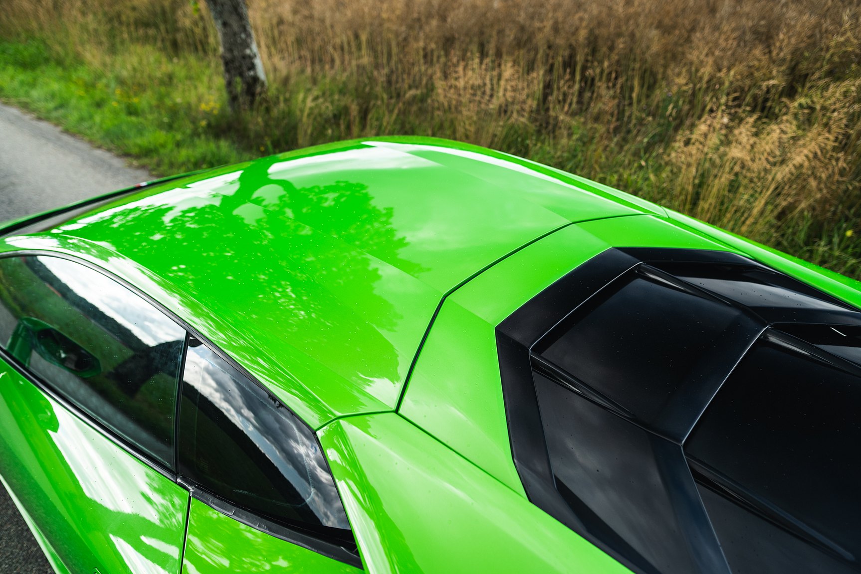 Exterior image of 2016 Lamborghini Huracan LP-610-4