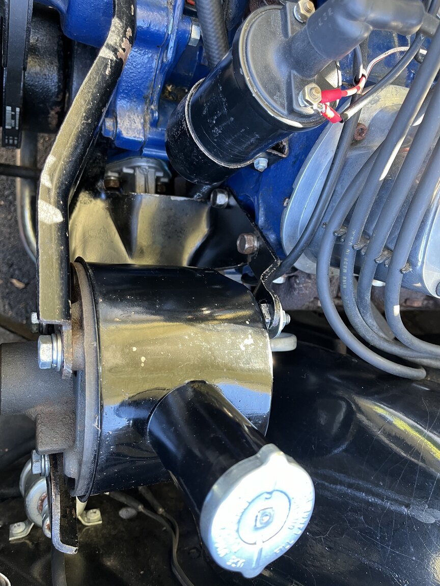 Image of 1966 Ford Mustang Cabriolet 289cui mechanics