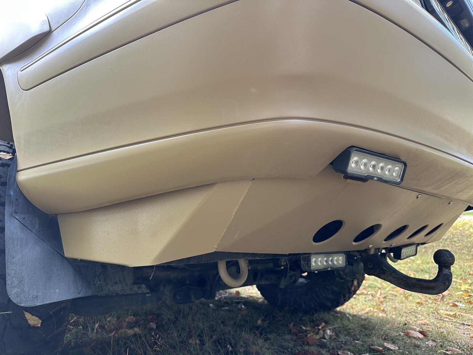 Exterior image of 2001 Mercedes-Benz CL600/ML 55 AMG