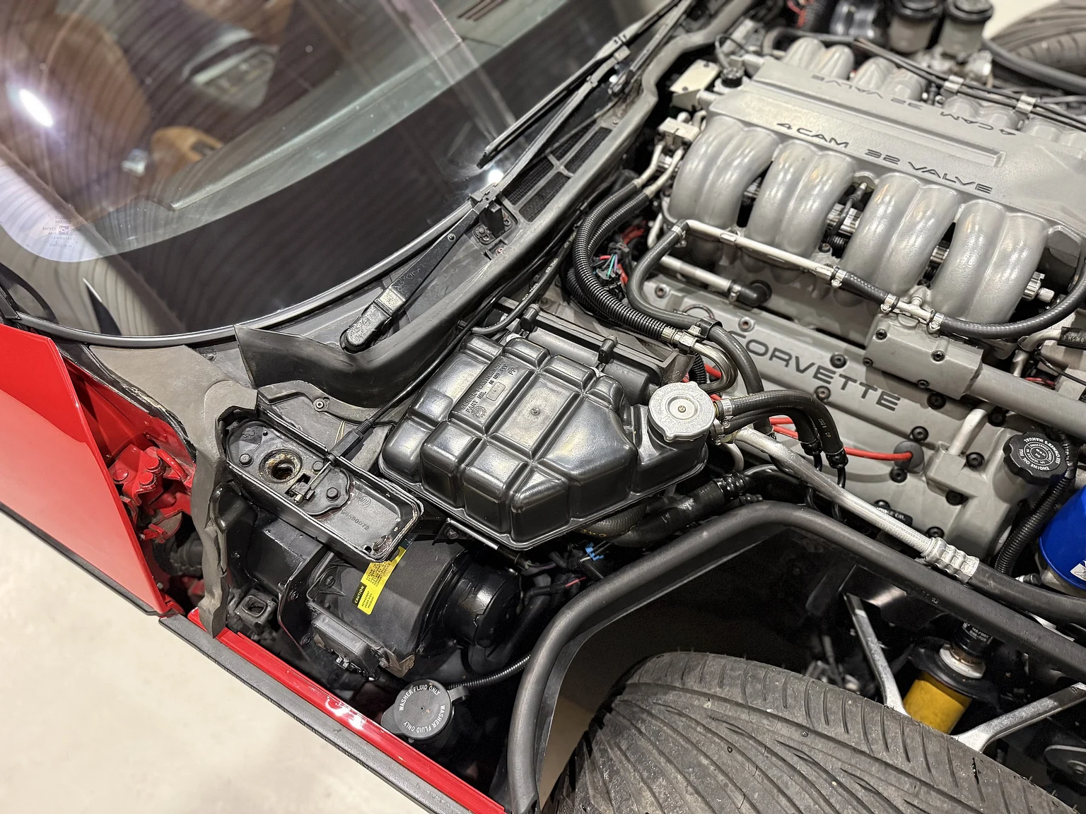 Image of 1990 Chevrolet Corvette ZR-1 mechanics (6)