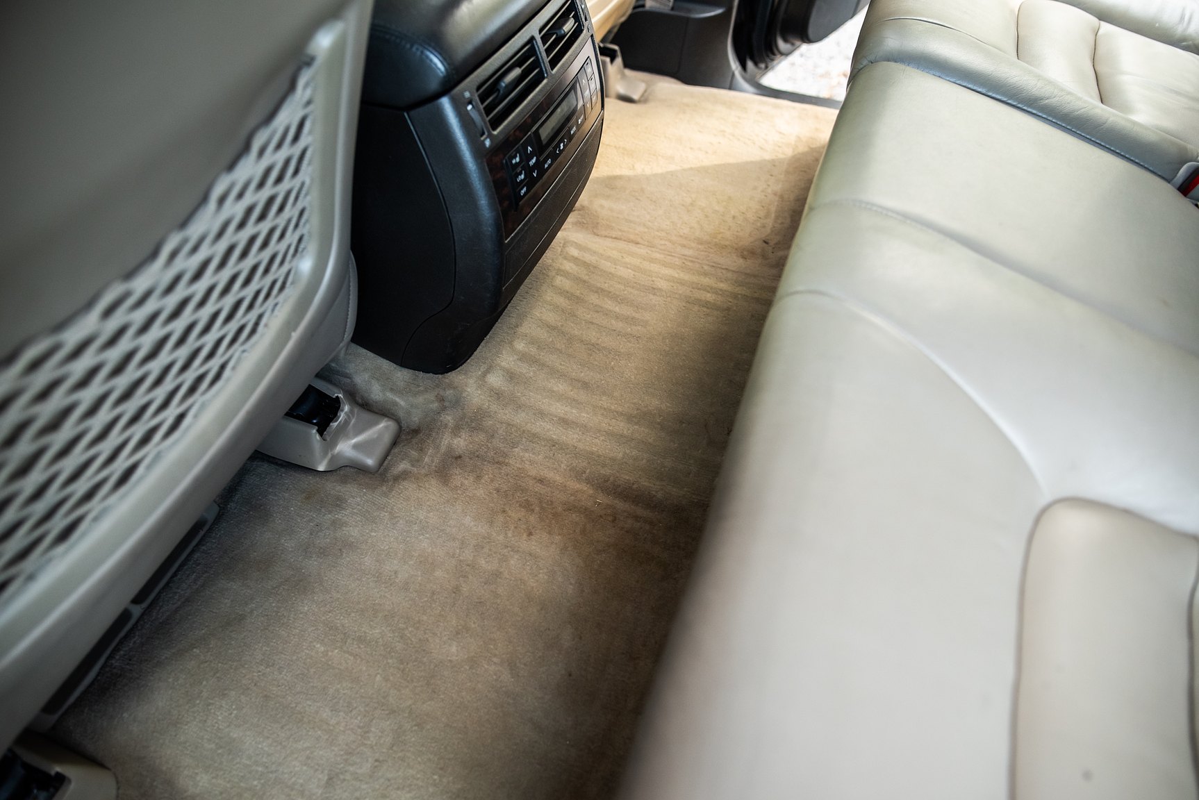 Interior image of 2008 Toyota Land Cruiser 4.5 4WD V8