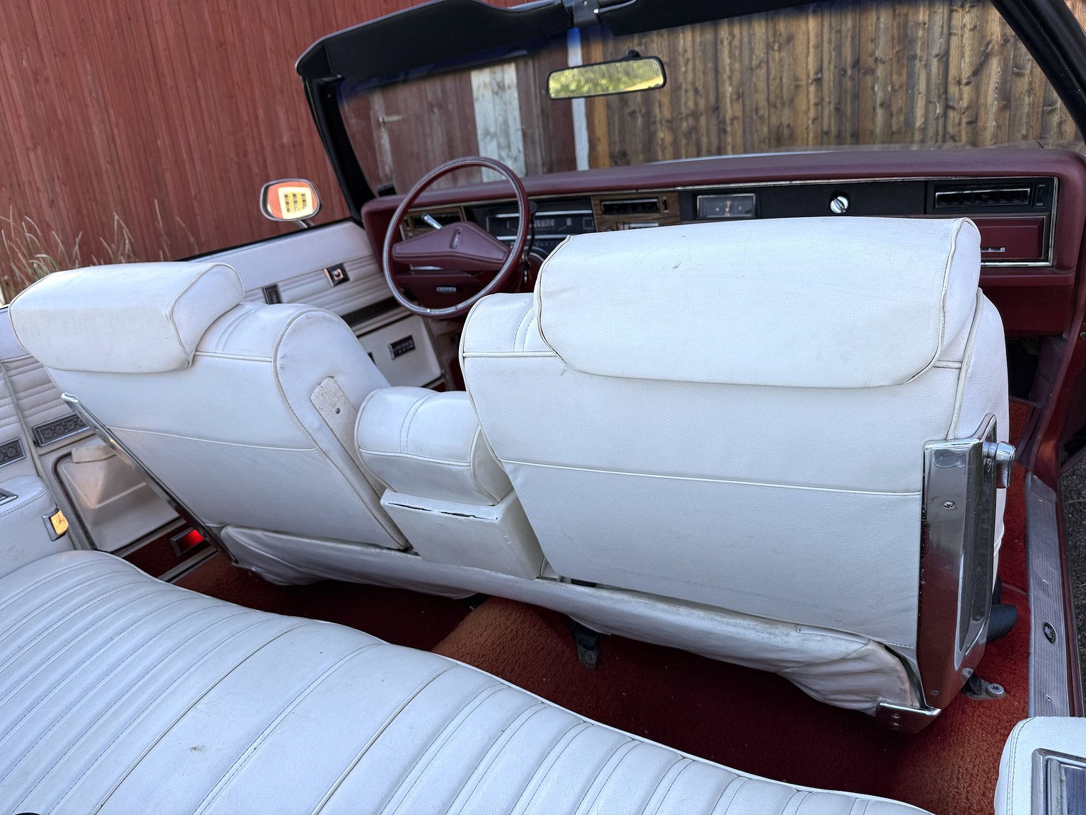 Interiörbild 1975 Oldsmobile Delta 88