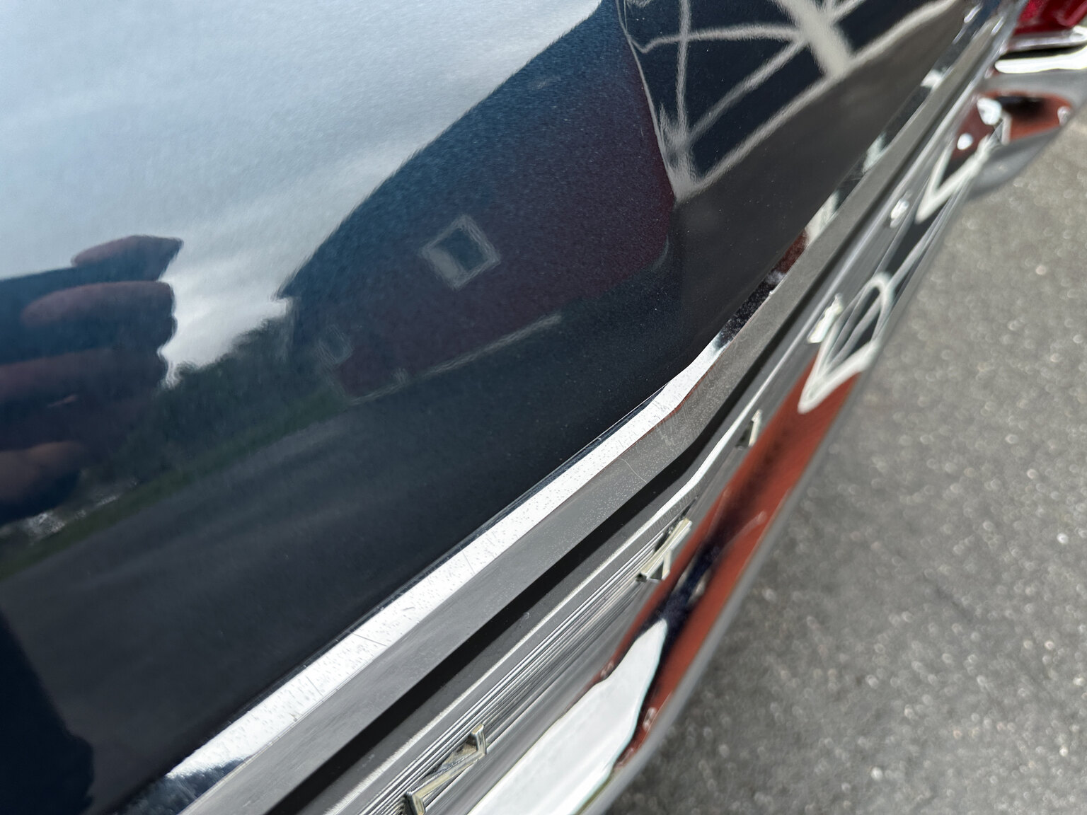 Exterior image of 1965 Pontiac Catalina 421 Tripower-Pack 2+2