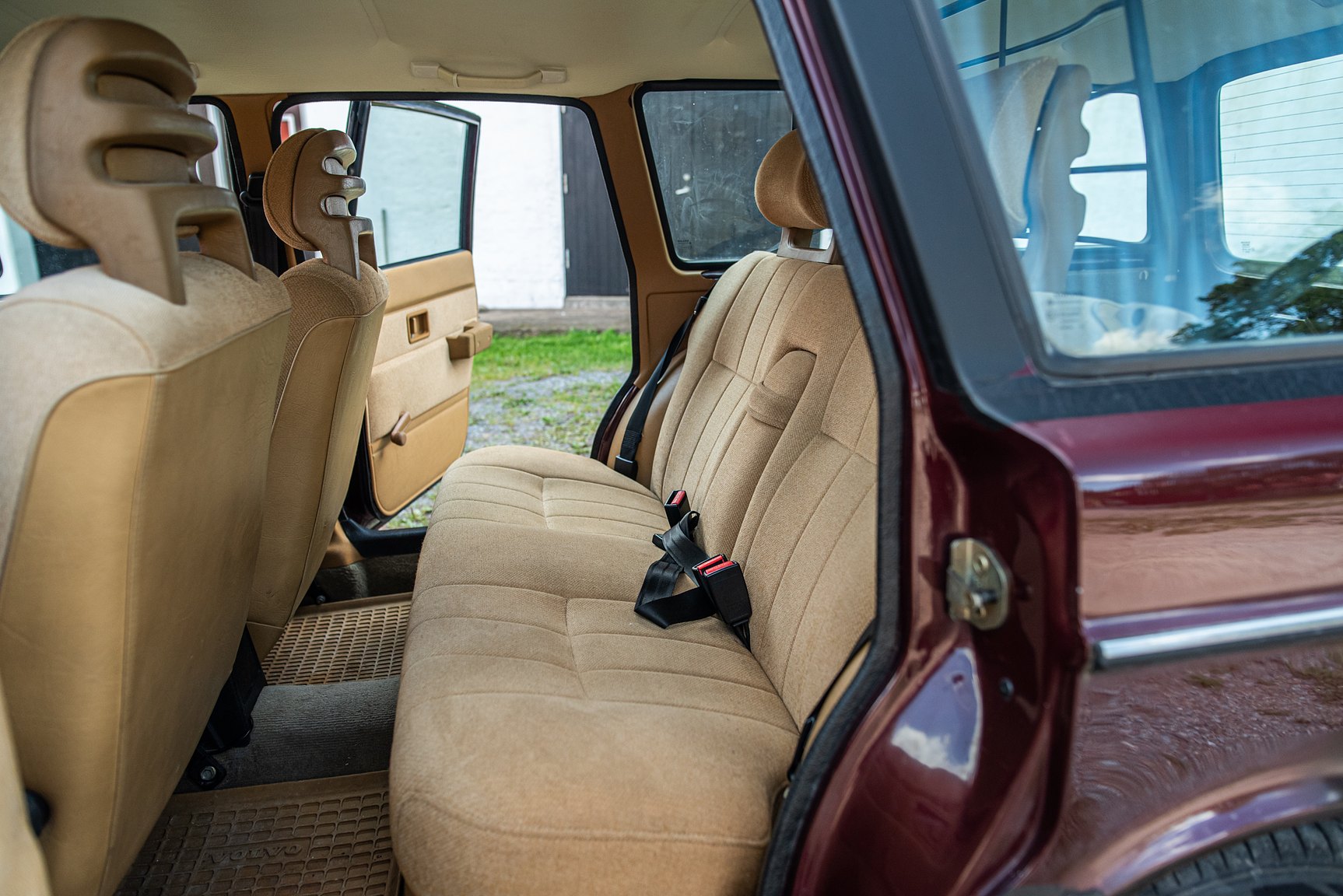 Interiörbild 1993 Volvo 245 GL Classic "No Reserve Auction"