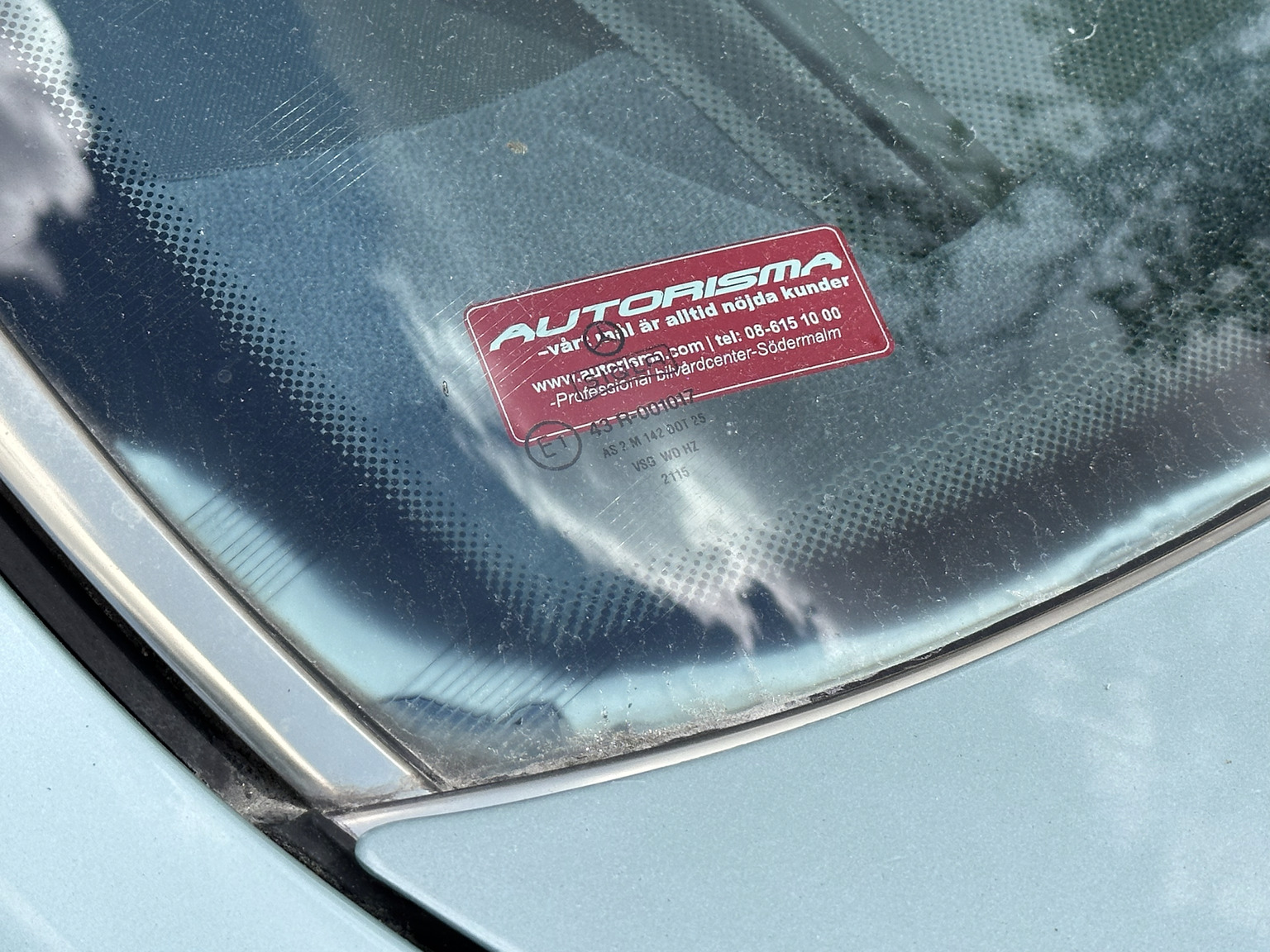 Exteriörbild på 1992 Mercedes 300 SE (46)