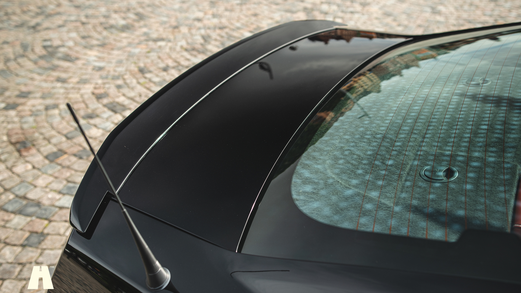 Exterior image of 2010 Ford Mustang GT 