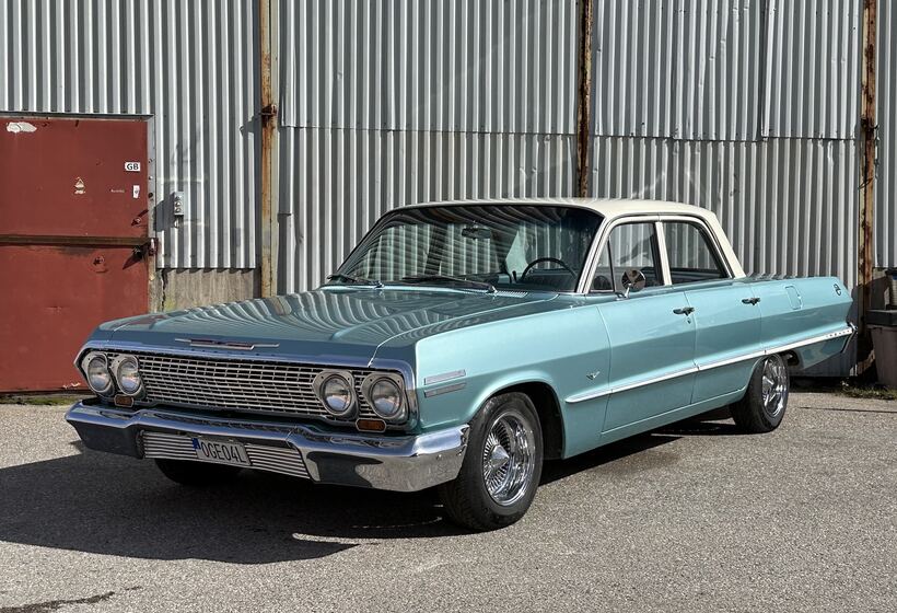 1963 Chevrolet Impala Sedan